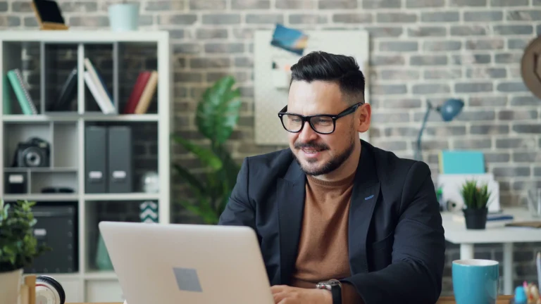 e-satisfaction team member working at a desk